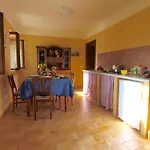 度假居 In Marche With Pool And Mountain Views *