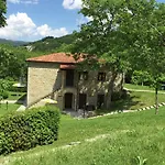 度假居 In Marche With Pool And Mountain Views Apecchio