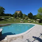 In Marche With Pool And Mountain Views *