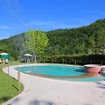 In Marche With Pool And Mountain Views
