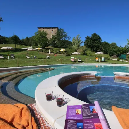 In Marche With Pool And Mountain Views Apecchio